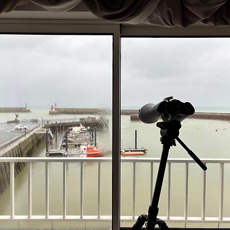 Cote Cottage Apt 3 Chambres Bien Equipee Vue Imprenable Sur Port Et Mer Etreham Buitenkant foto